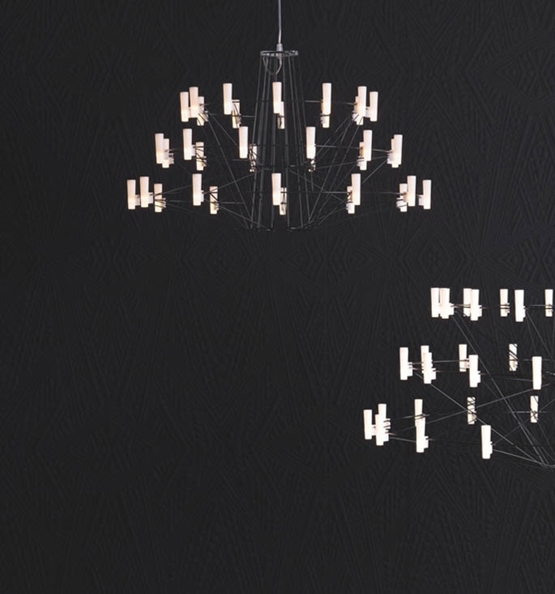 Coppelia lysekrone small, sort