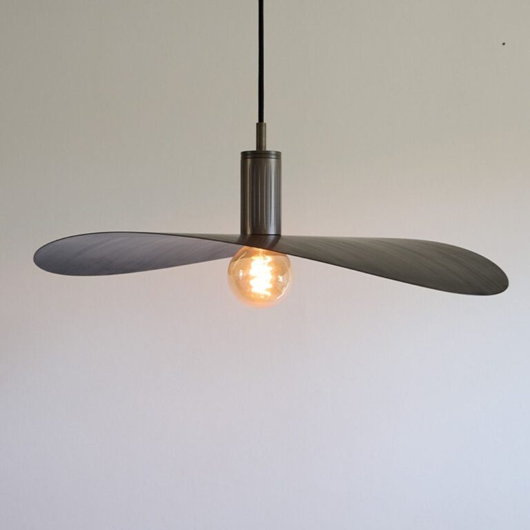 Leaf Pendel Medium - Bruneret Messing - RAMA Lights