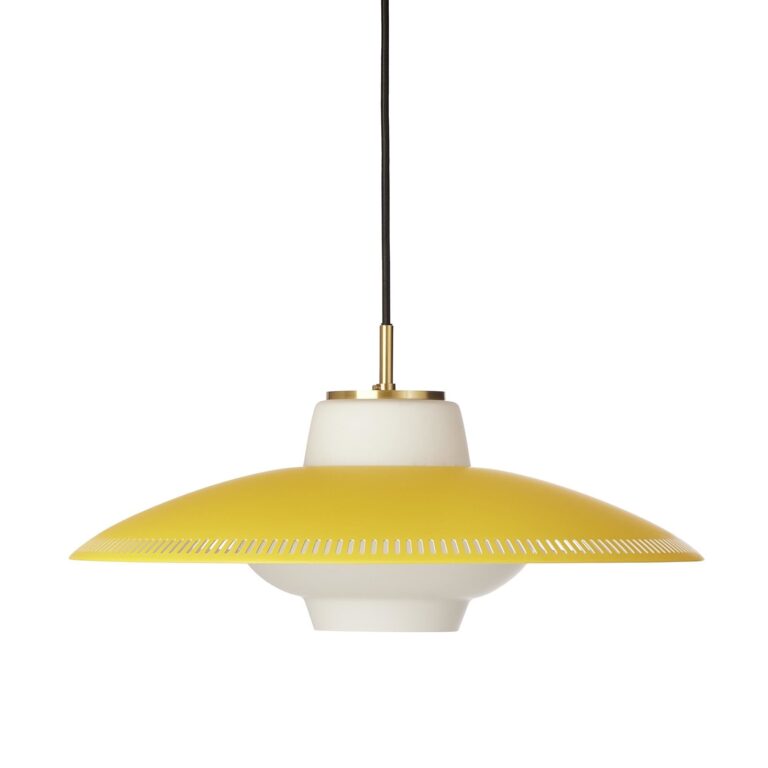 Opal Shade Pendel Illuminating Yellow